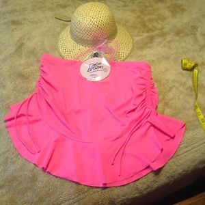 Torrid Hot pink ( skort bottom) size 1